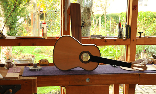 Konzertgitarrenbau Werkstatt